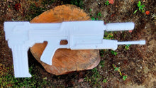 Load image into Gallery viewer, M95A1 Phased Plasma Rifle Replica - 40 Watt Gun Prop - Science Fiction Prop