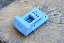 Load image into Gallery viewer, DIY Adapter for Hart 20V Battery to Milwaukee M18 Power Tool - Interchange Battery Between Brands -Single Battery Does It - EveryThang3D