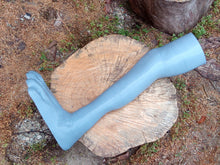 Load image into Gallery viewer, Legs for EveryThang3D Life-Size 4.5&#39; Tall Area 51 &quot;The Grey&quot; Statue - Roswell Grays New Mexico - Unidentified Flying Object UFO