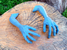 Load image into Gallery viewer, Area 51 &quot;The Grey&quot; Type A Alien 24&quot; Tall Statue - Conspiracy Theory - Zeta Reticulans - Roswell Gray - Unidentified Flying Object UFO - EveryThang3D