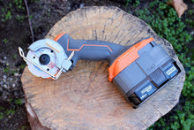 Load image into Gallery viewer, DIY Adapter for Ryobi ONE+ Battery to Ridgid 18V Power Tool - Interchange Batteries Between Brands - Single Battery Does It - EveryThang3D