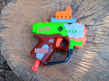 Load image into Gallery viewer, Blasters3D Micro Shots Rail to Picatinny Rail Adapter (6-Slots) - Use Standard NATO/Picatinny/Weaver Accessory on Nerf MicroShots Blasters