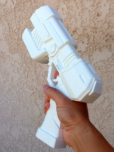 Paralyzer Pistol Replica (PT+) - Prop Gun -Emergency Backup Weapon - Blasters3D